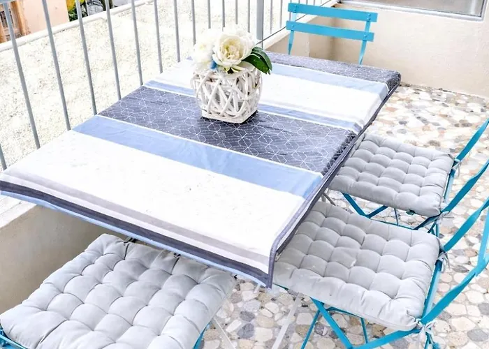 Frgk 'wilson Palace' Ac Wifi Fibre Terrasse 5min Des Plages Antibes