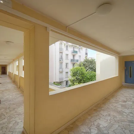Appartement Frgk Wilson Palace Ac Wifi Fibre Terrasse 5min Des Plages Antibes